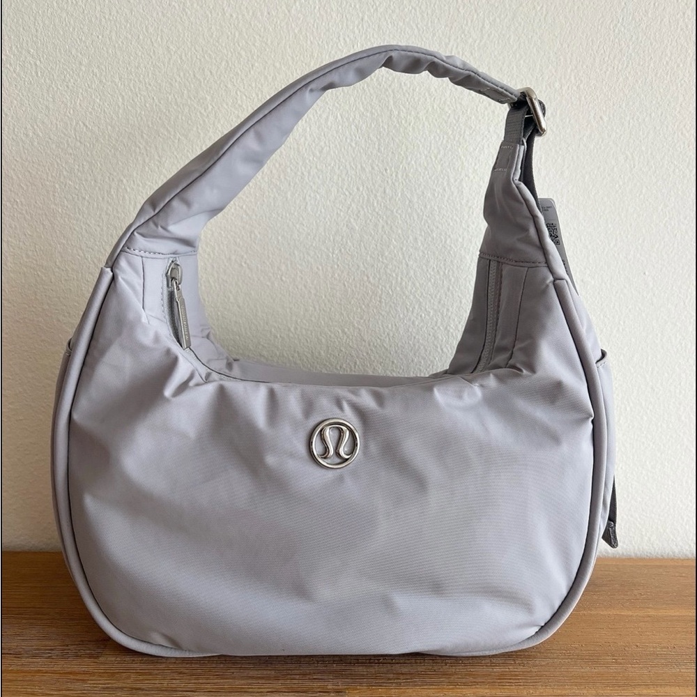Lululemon new mini shoulder bag